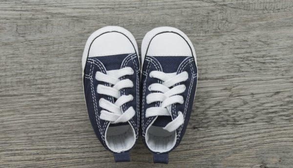 Zapatillas deportivas con velcro